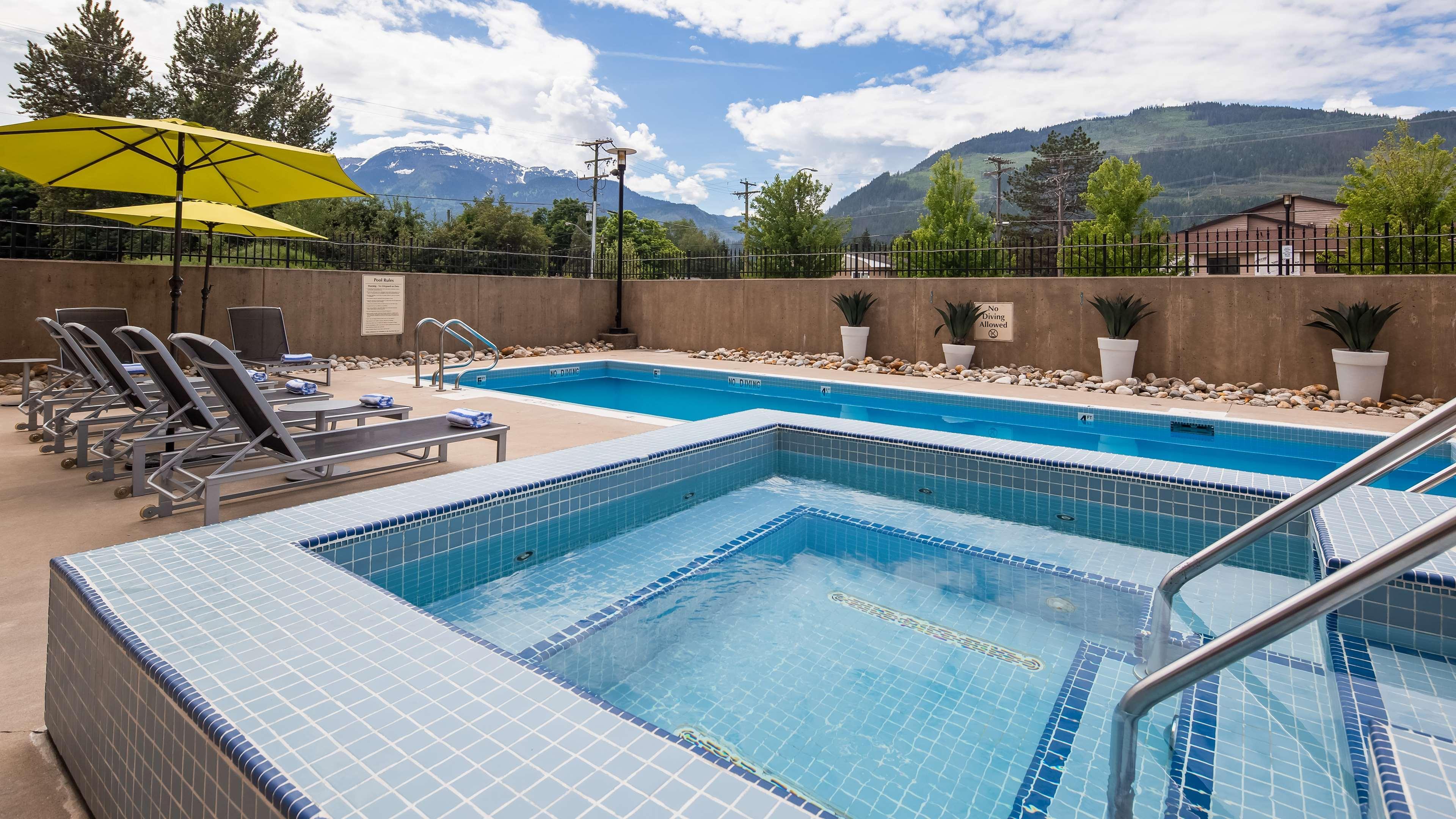 Best Western Plus Revelstoke Eksteriør bilde